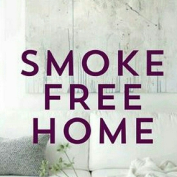 Meet your Posher, Kara - Picture 2 of 4